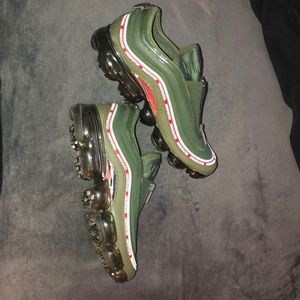 Olive Green Nike Vapormax